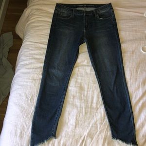 Super cute denim jeans!